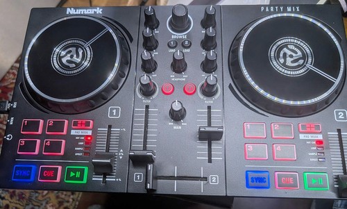 Numark party mix